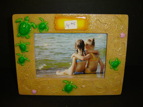 Turtle / Footprint with sparkle sand 4 x 6 picture frame (PF-11)